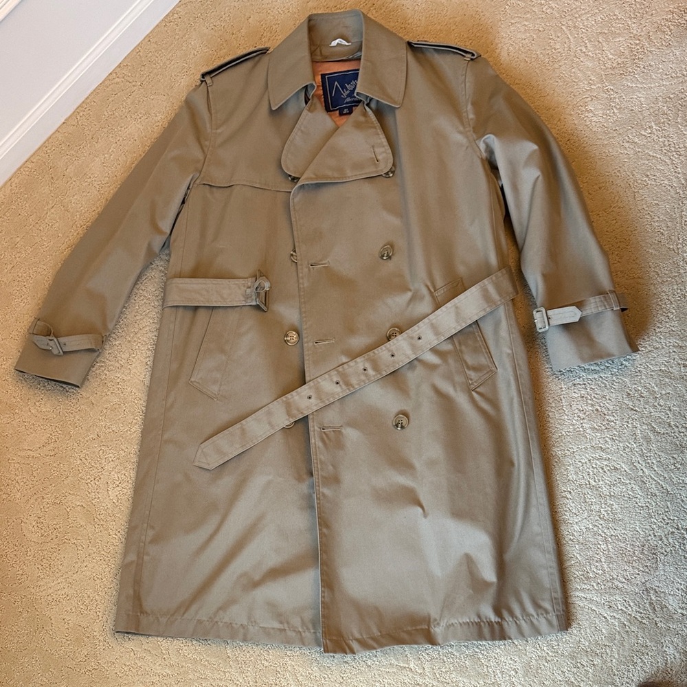 John Weitz by Aberdeen Men's Tan Trench Coat- Vintage-42 Regular